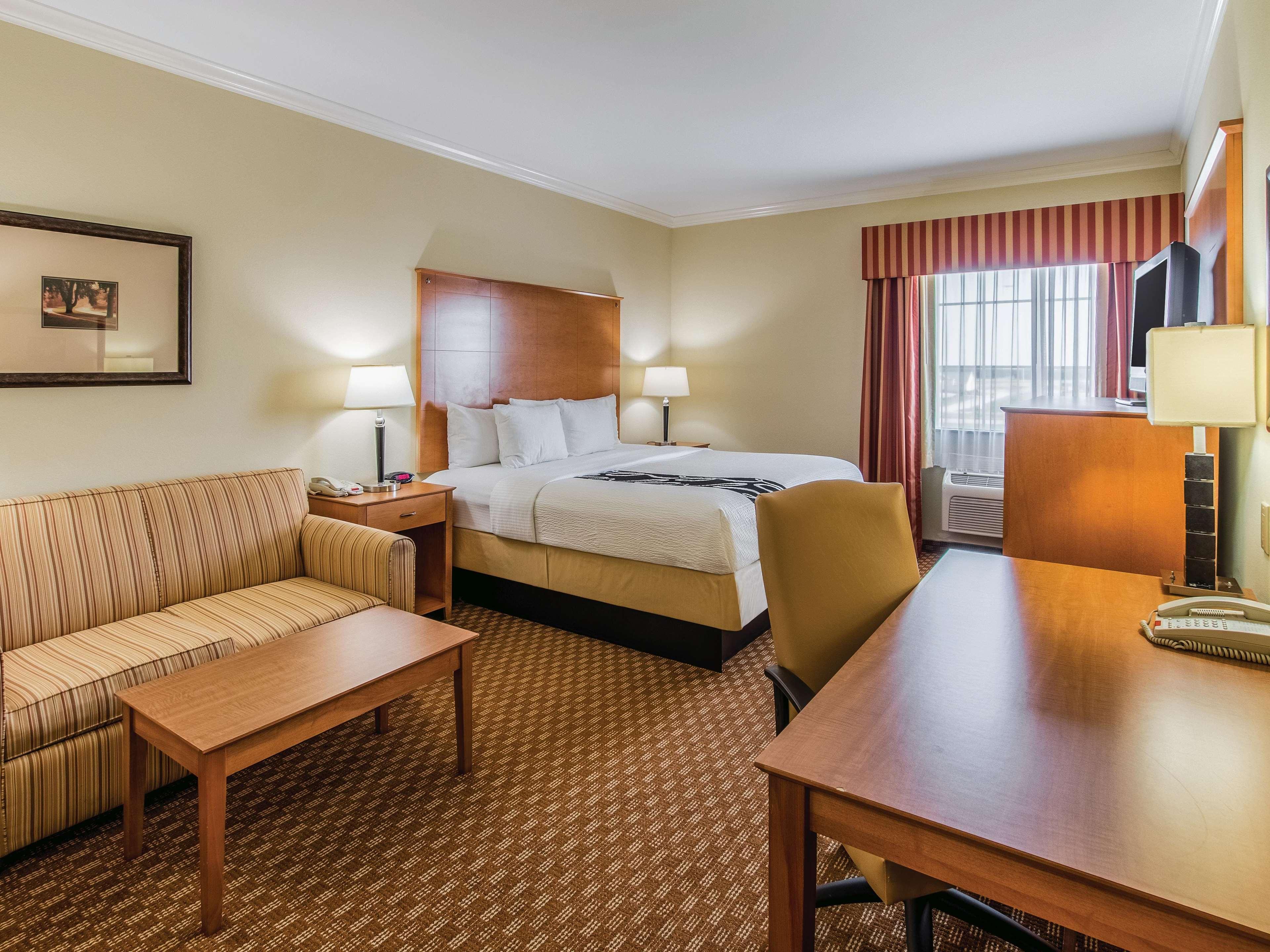 La Quinta By Wyndham Bridgeport Hotel Ngoại thất bức ảnh