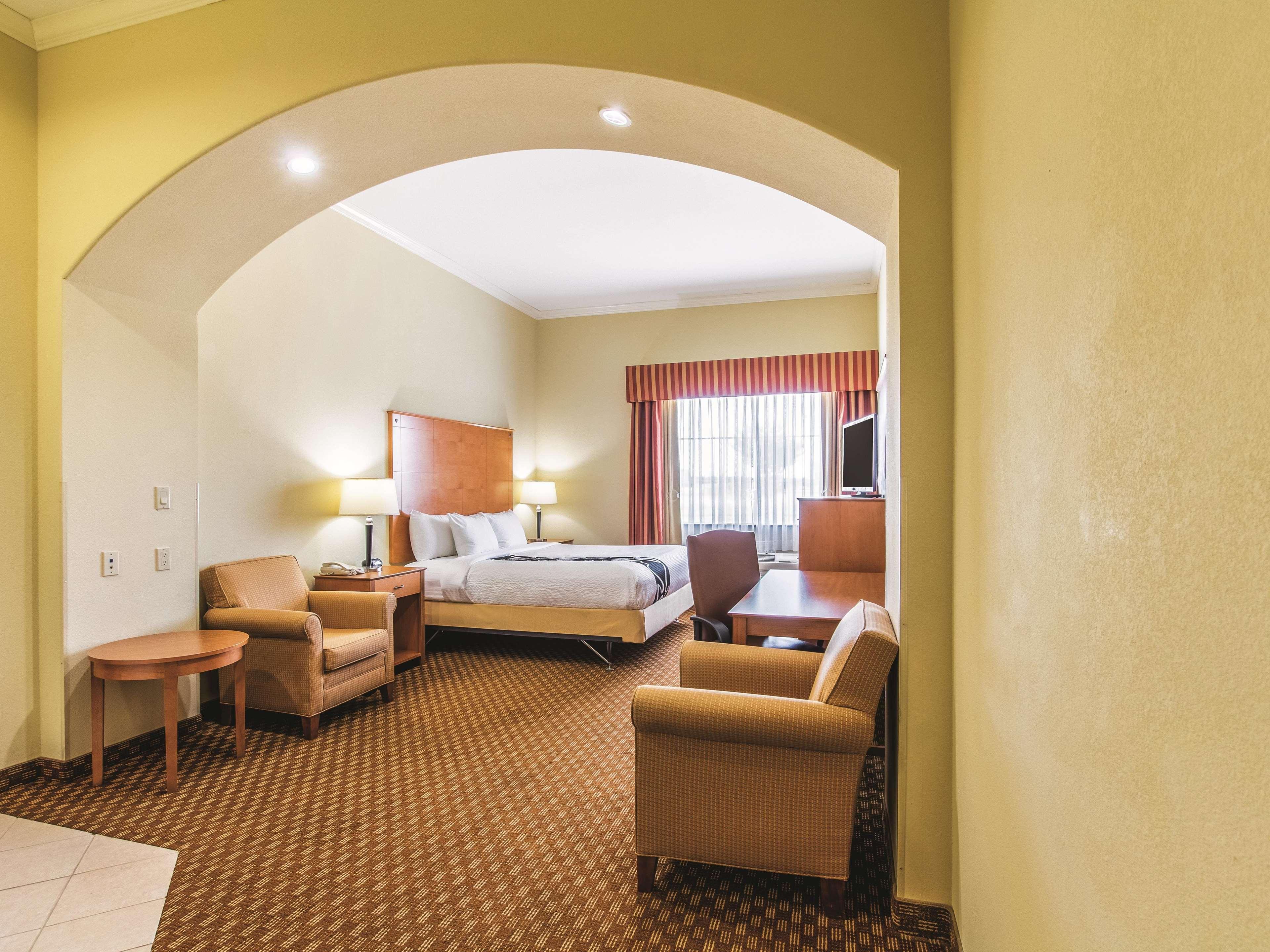 La Quinta By Wyndham Bridgeport Hotel Ngoại thất bức ảnh