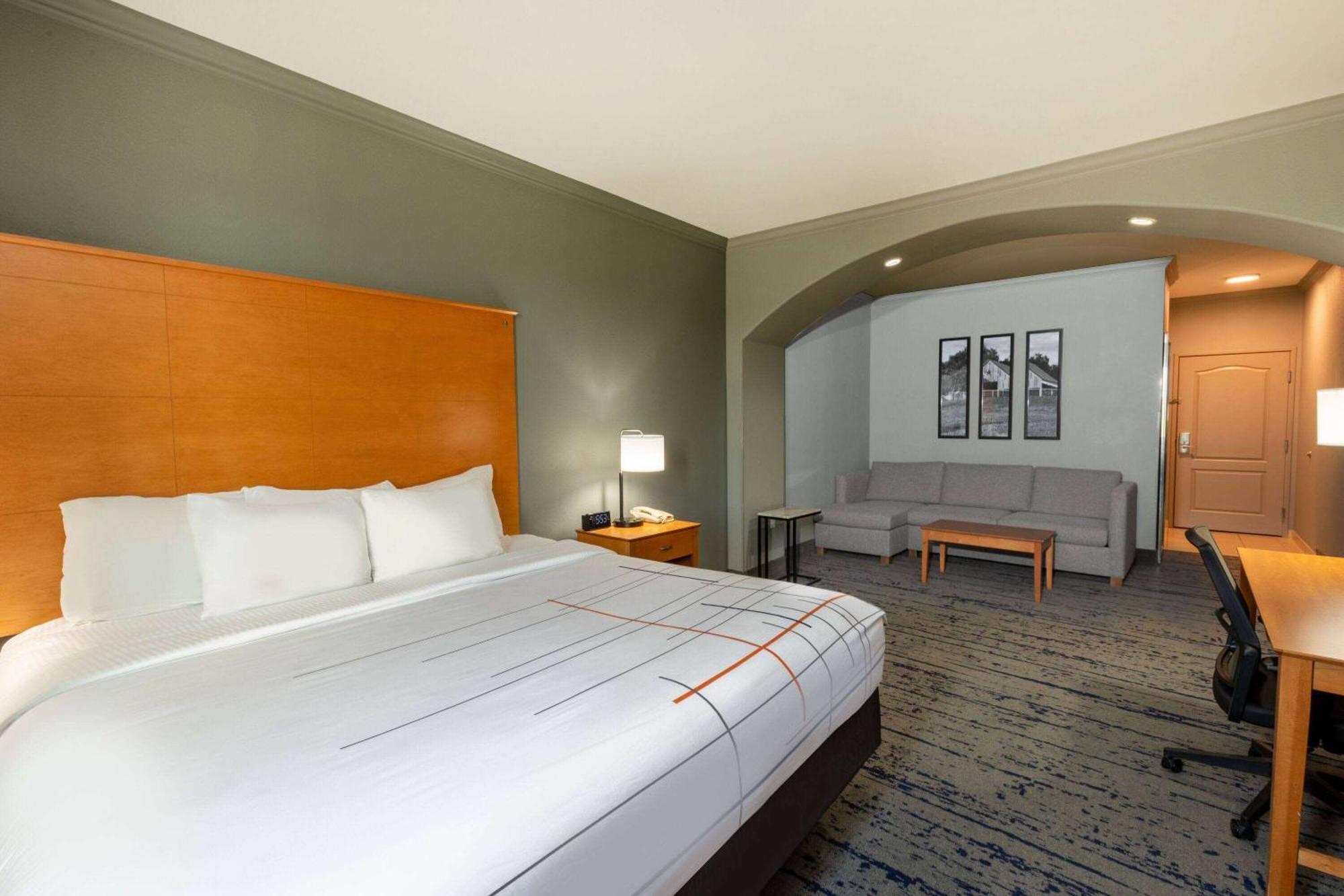 La Quinta By Wyndham Bridgeport Hotel Ngoại thất bức ảnh