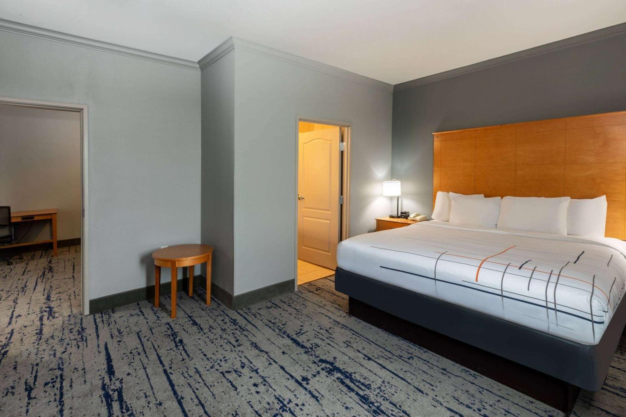 La Quinta By Wyndham Bridgeport Hotel Ngoại thất bức ảnh